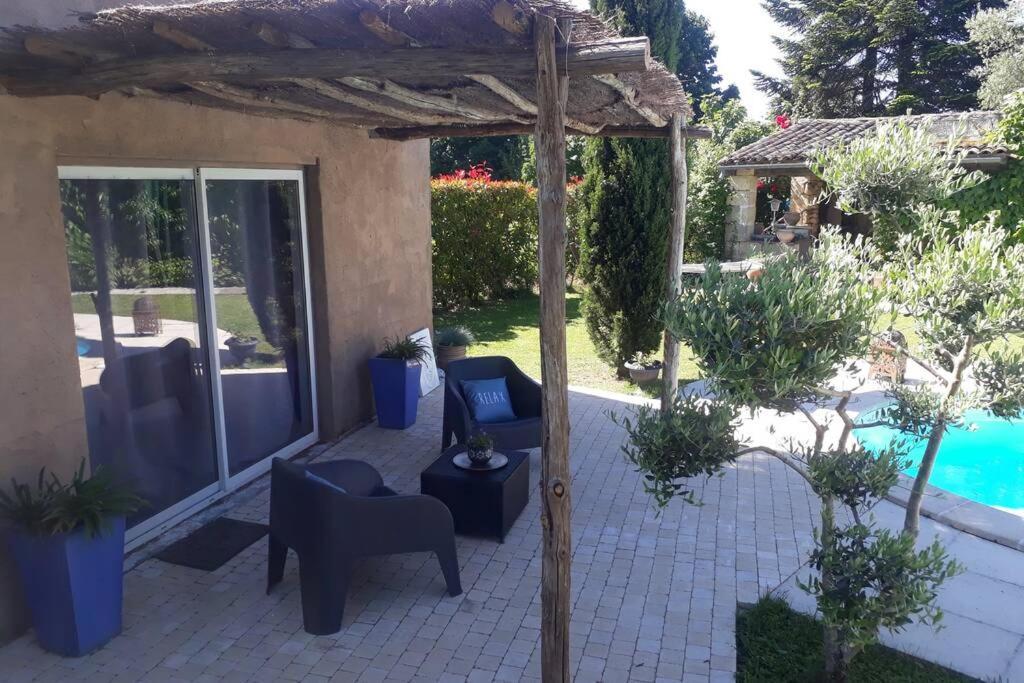 Wine Garden Vila Gardegan-et-Tourtirac Exterior foto