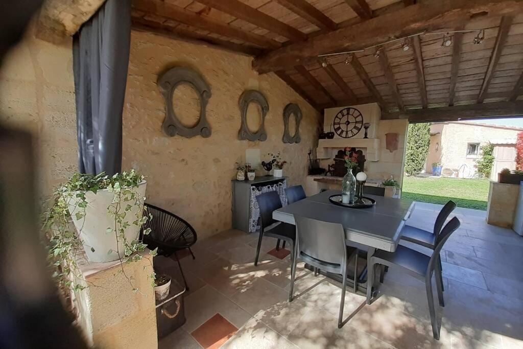 Wine Garden Vila Gardegan-et-Tourtirac Exterior foto