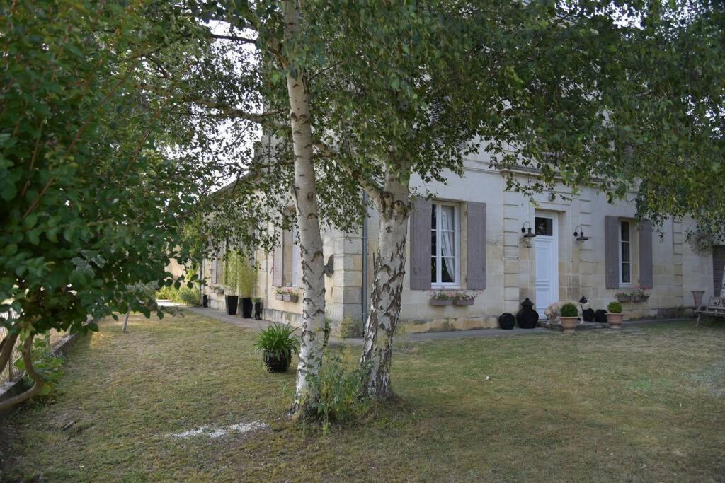 Wine Garden Vila Gardegan-et-Tourtirac Exterior foto
